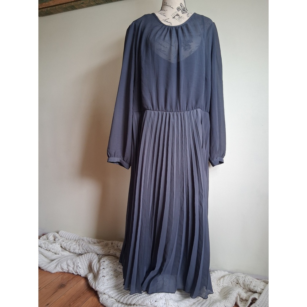City Chic XXL 24 Slate Grey Crinkle Chiffon Pleated Maxi Dress Long Sleeve Grey